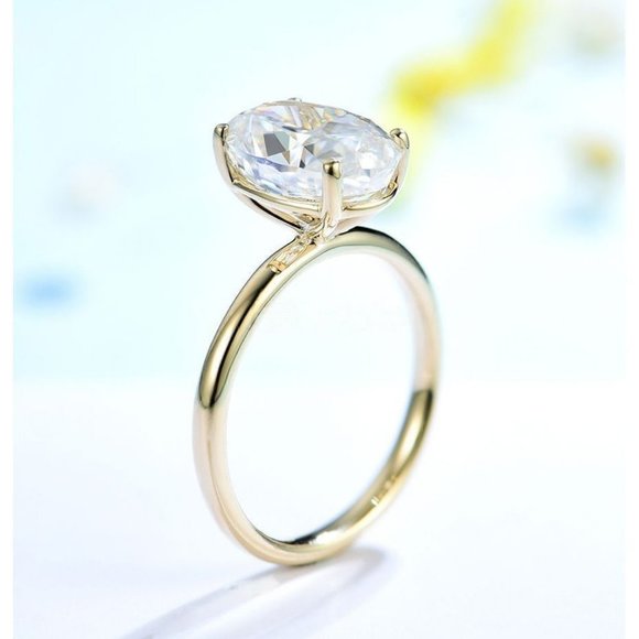 Certified 3.5 ct. t.w. Moissanite Diamond Oval Crushed Ice 10K Yellow Gold Ring - Picture 6 of 14